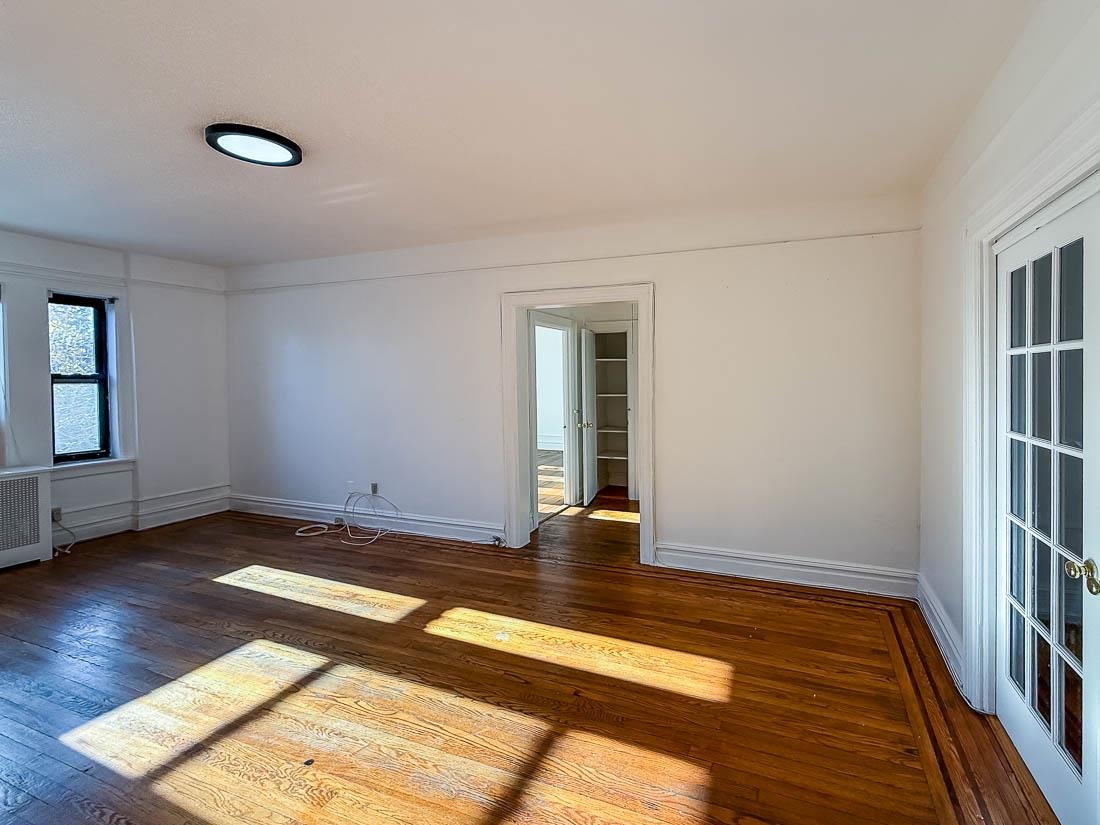 36 DUNCAN Avenue, Jersey City, JC Journal Square, NJ 07304 - Property photo 5 of 32