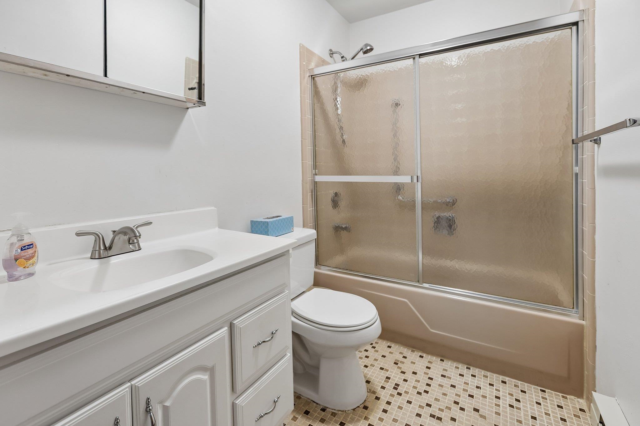 891B INVERNESS Court, Lakewood Township, LAKEWOOD TOWNSHIP, NJ 08701 - Property photo 3 of 16