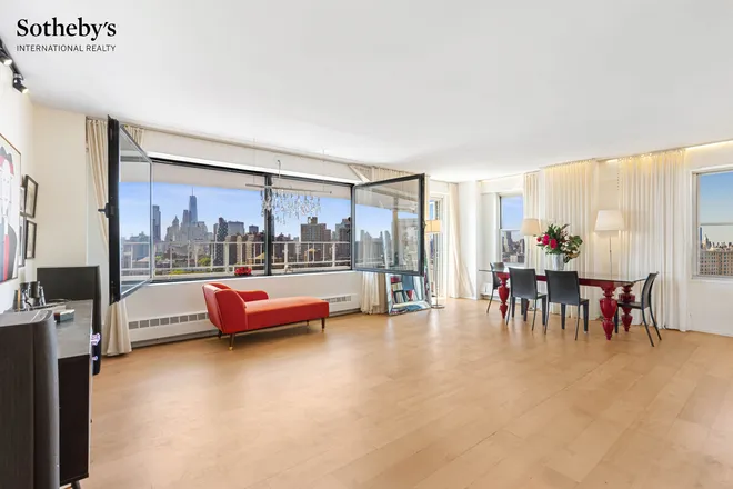 568 Grand Street #J1901, New York, NY 10002