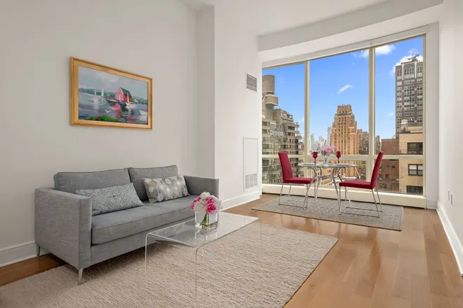 250 East 49th Street #12D, New York, NY 10017