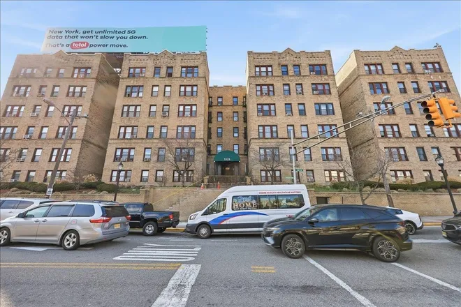 3315 PLEASANT Avenue, Union City, NJ 07087
