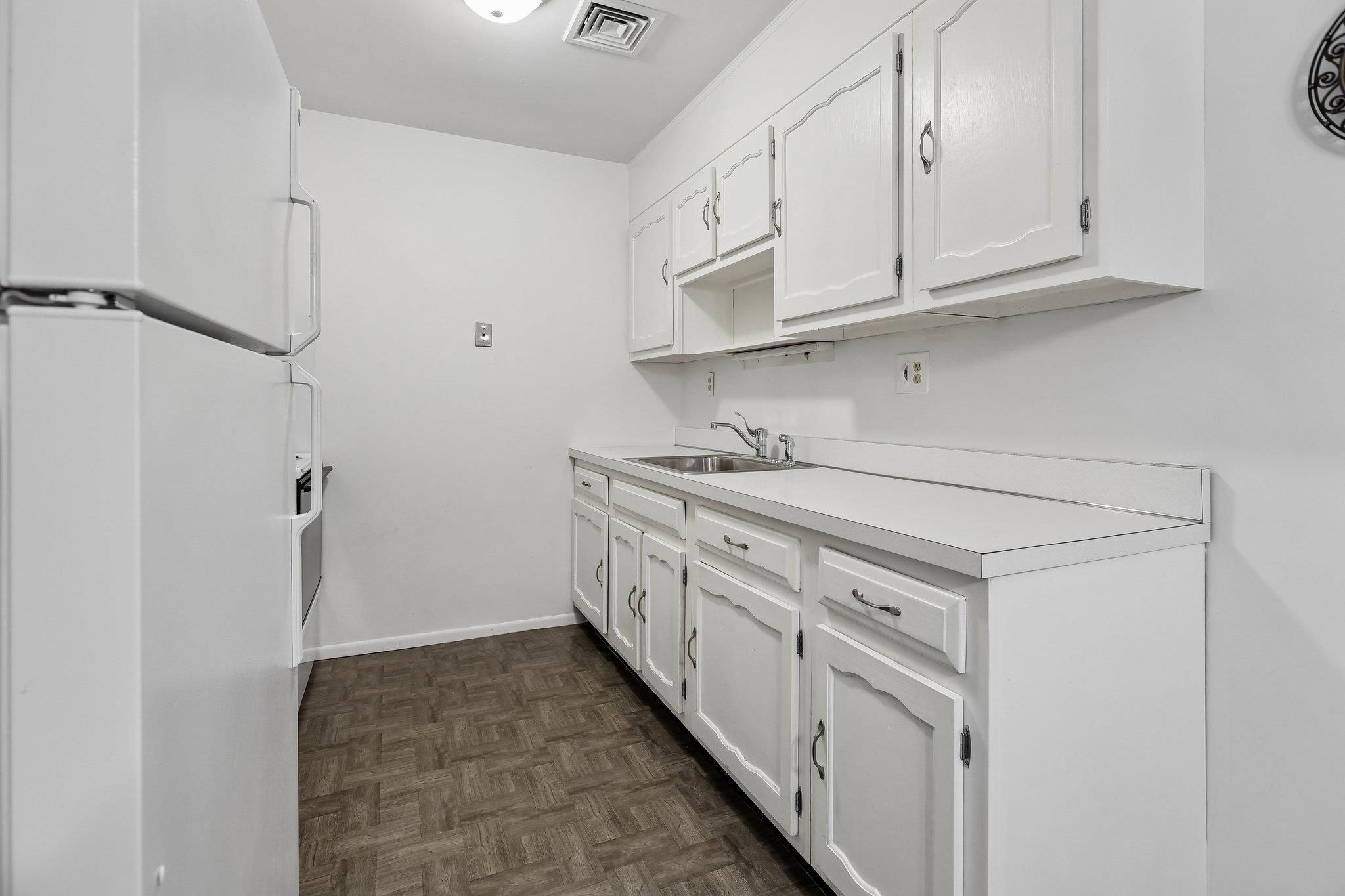 891B INVERNESS Court, Lakewood Township, LAKEWOOD TOWNSHIP, NJ 08701 - Property photo 4 of 16