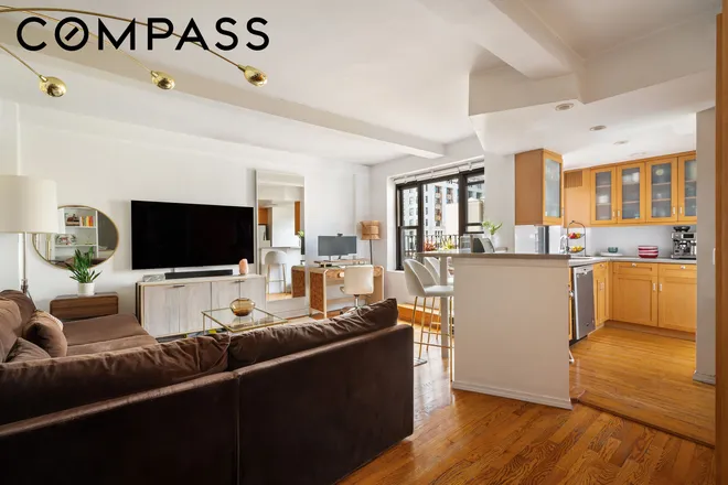 200 East 16th Street #17E, New York, NY 10003
