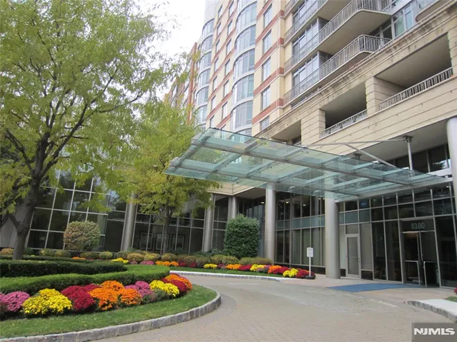 8100 River #917, North Bergen, NJ 07047