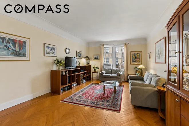 680 West 204th Street #4F, New York, NY 10034