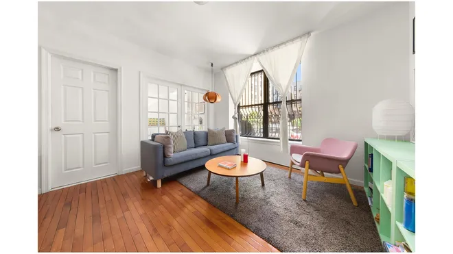 220 West 111th Street #1D, New York, NY 10026