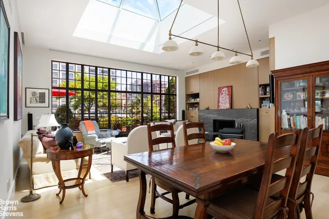 205 East 69th Street #PHA, New York, NY 10021