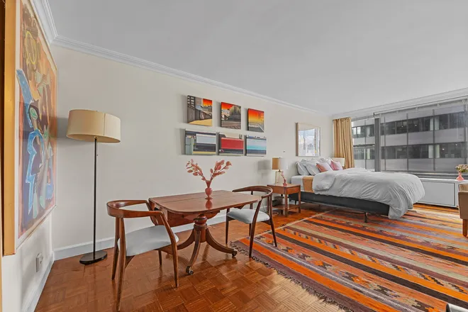 117 East 57th Street #32F, New York, NY 10022