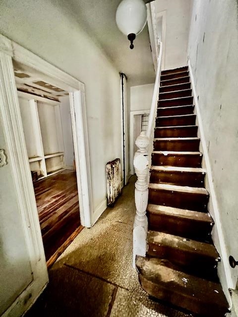 261 BOWERS Street, Jersey City, JC Heights, NJ 07307 - Property photo 5 of 32
