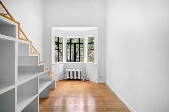 143 LAFAYETTE Avenue #5F, Brooklyn, NY 11238