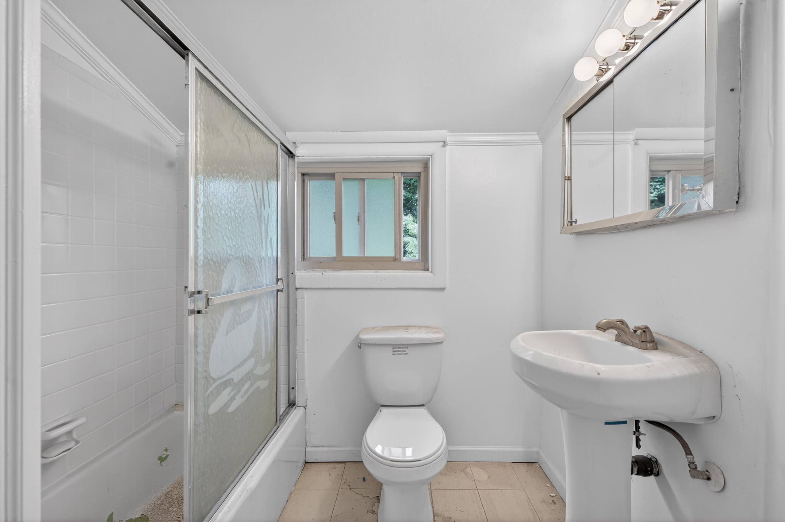 6104 MONITOR Place, West New York Town, West New York, NJ 07093 - Property photo 5 of 10