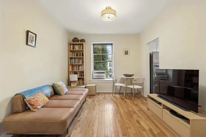 317 East 3rd Street #11, New York, NY 10009