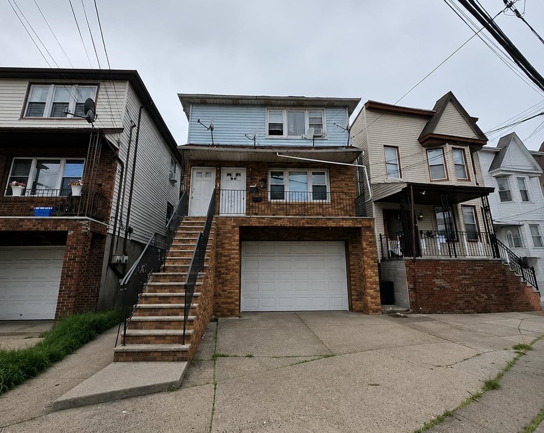 99 OLD BERGEN Road, Jersey City, JC Greenville, NJ 07305 - Property photo 2 of 2