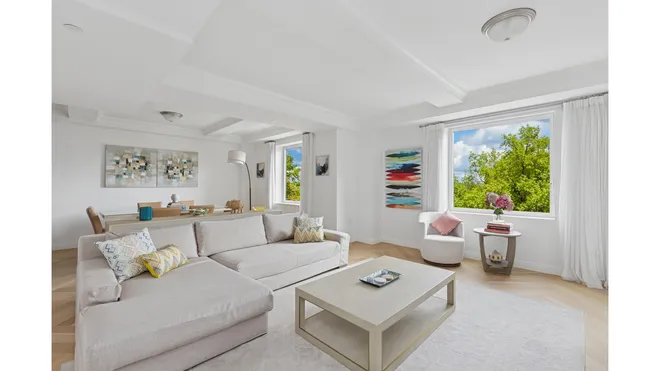 160 CENTRAL Park #401, New York, NY 10019