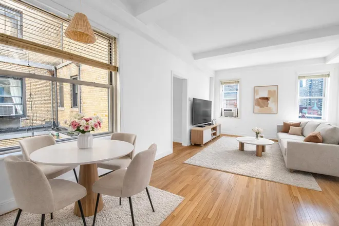 108 East 66th Street #9-B, New York, NY 10065