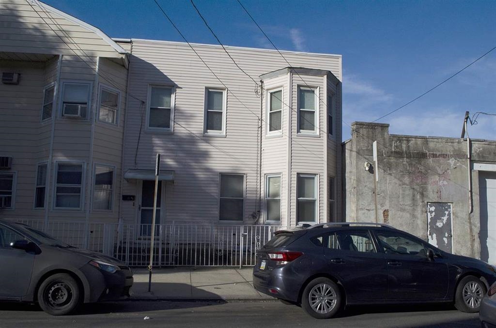 127 LOGAN Avenue, Jersey City, JC Journal Square, NJ 07306-6930 - Property photo 2 of 2