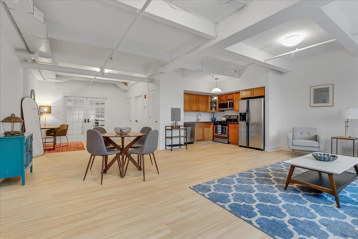 300 COMMUNIPAW Avenue, Jersey City, JC Bergen Lafayette, NJ 07304 - Property photo 5 of 39