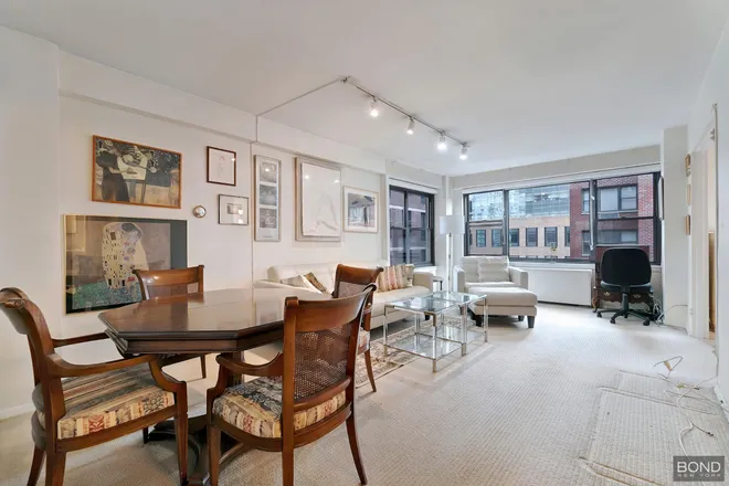 301 East 64th Street #9L, New York, NY 10065
