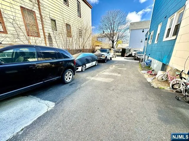 100 Hammond, Passaic, NJ 07055