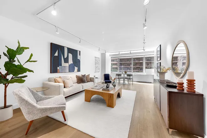 315 West 70th Street #4-A, New York, NY 10023