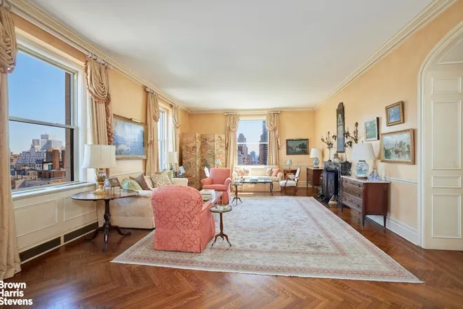 550 PARK Avenue #16C, New York, NY 10065