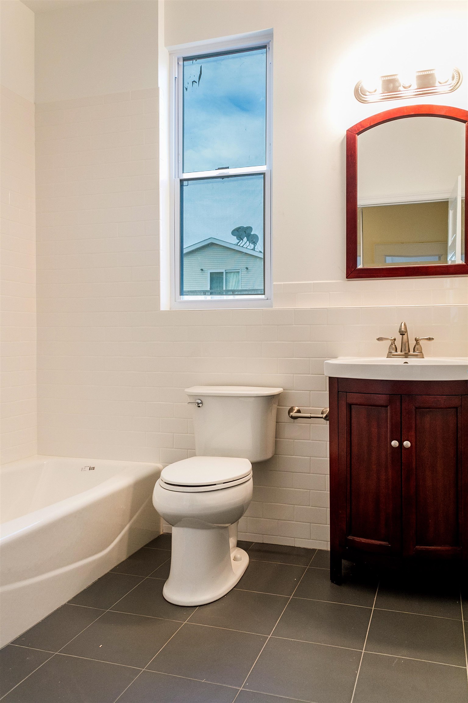 322 67th Street, West New York Town, West New York, NJ 07093 - Property photo 4 of 7