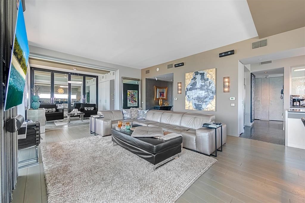 225 RIVER Street, Hoboken City, Hoboken, NJ 07030 - Property photo 2 of 30