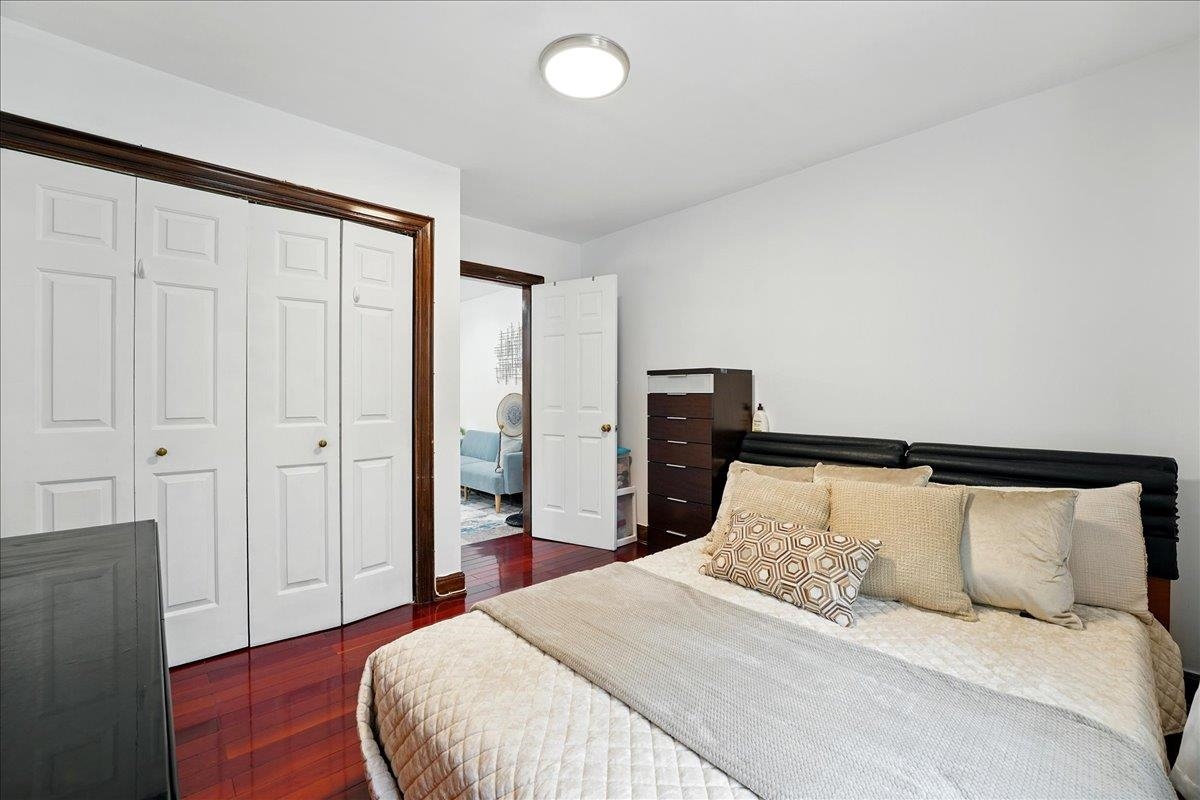 164 OGDEN Avenue, Jersey City, JC Heights, NJ 07307 - Property photo 5 of 27