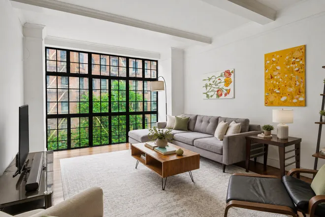 230 East 50th Street #4C, New York, NY 10022