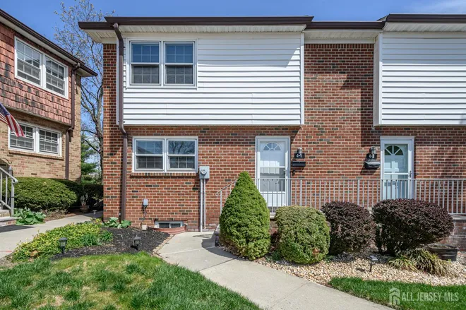 4 Cardinal Lane #1, Hillsborough Village, NJ 08844