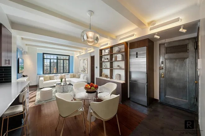 320 East 42nd Street #1918, New York, NY 10017