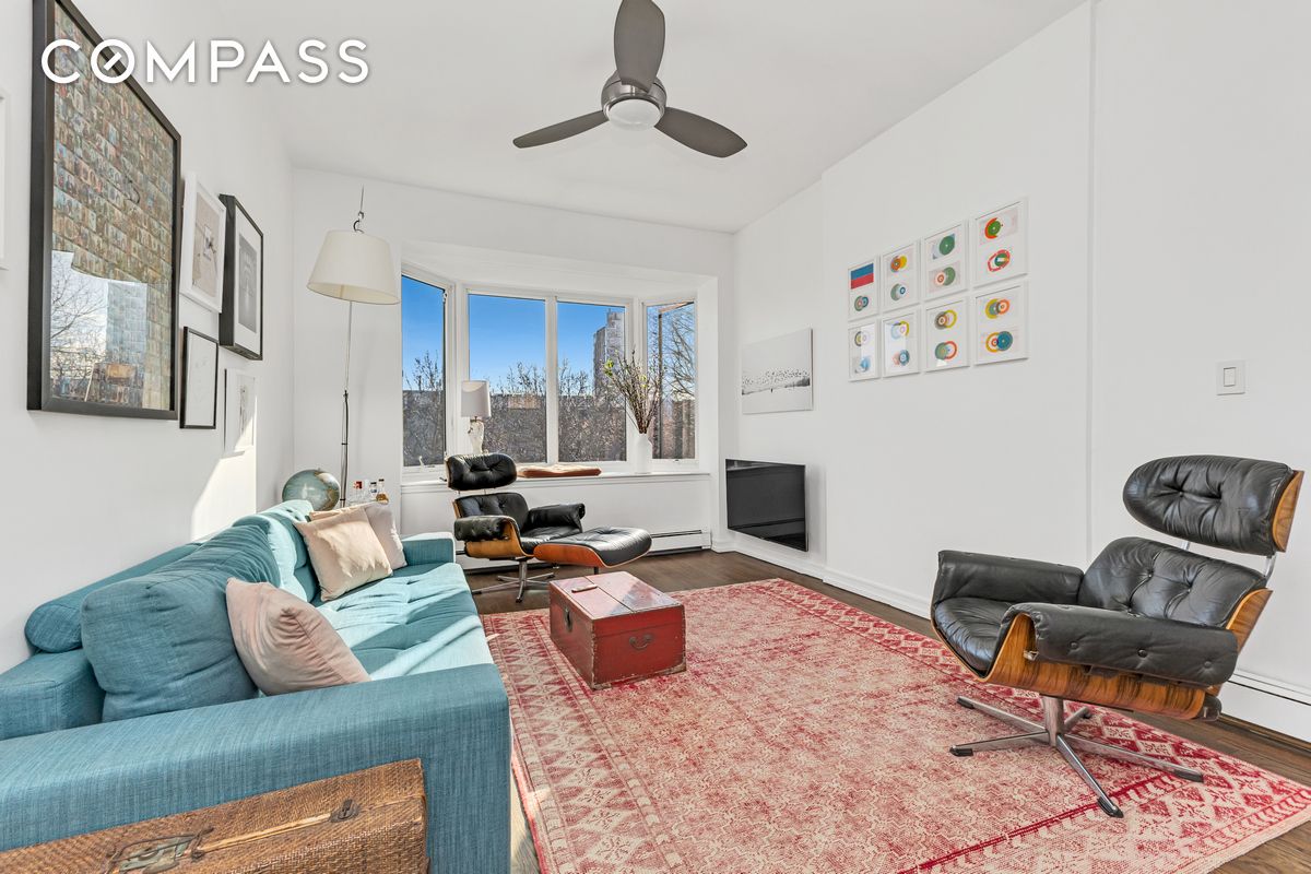 118 Clinton Avenue #4A, Clinton Hill, Brooklyn, NY 11205 - Property photo 3 of 17