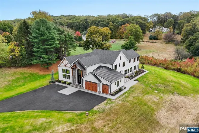 465 Cherry, Mendham Borough, NJ 07945