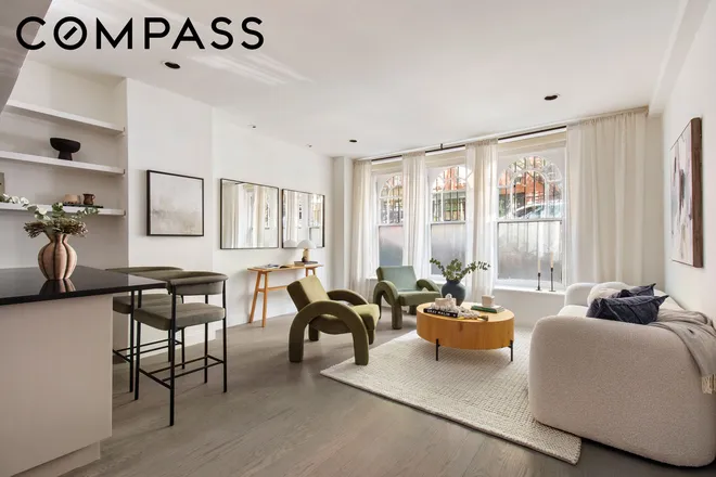 222 East 5th Street #2, New York, NY 10003