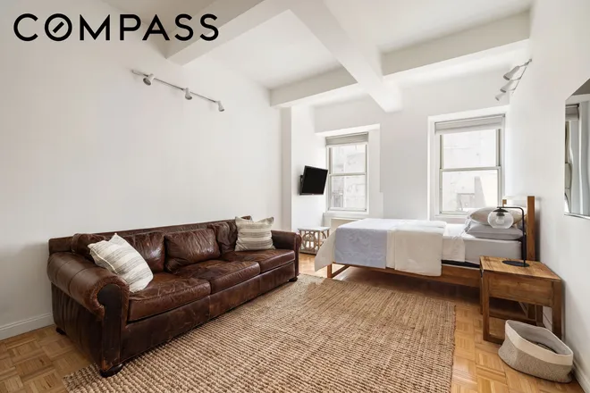 88 Greenwich Street #412, New York, NY 10006