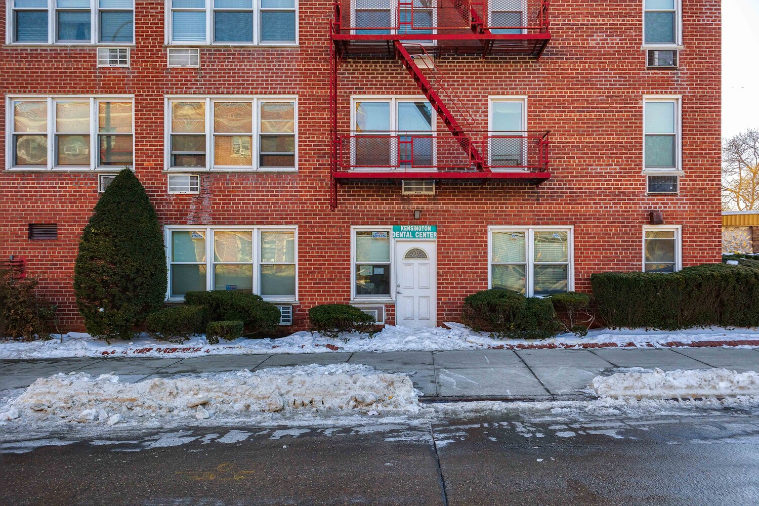 207 OCEAN Parkway #1J, Kensington, Brooklyn, NY 11218 - Property photo 4 of 13