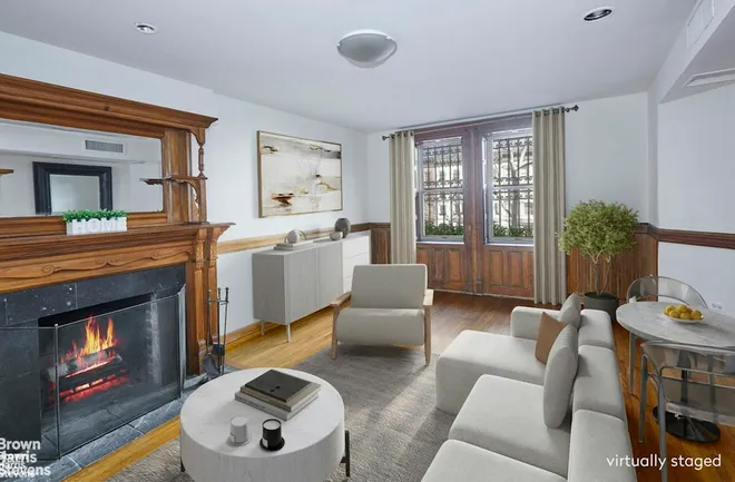 44 West 76th Street #2, New York, NY 10023