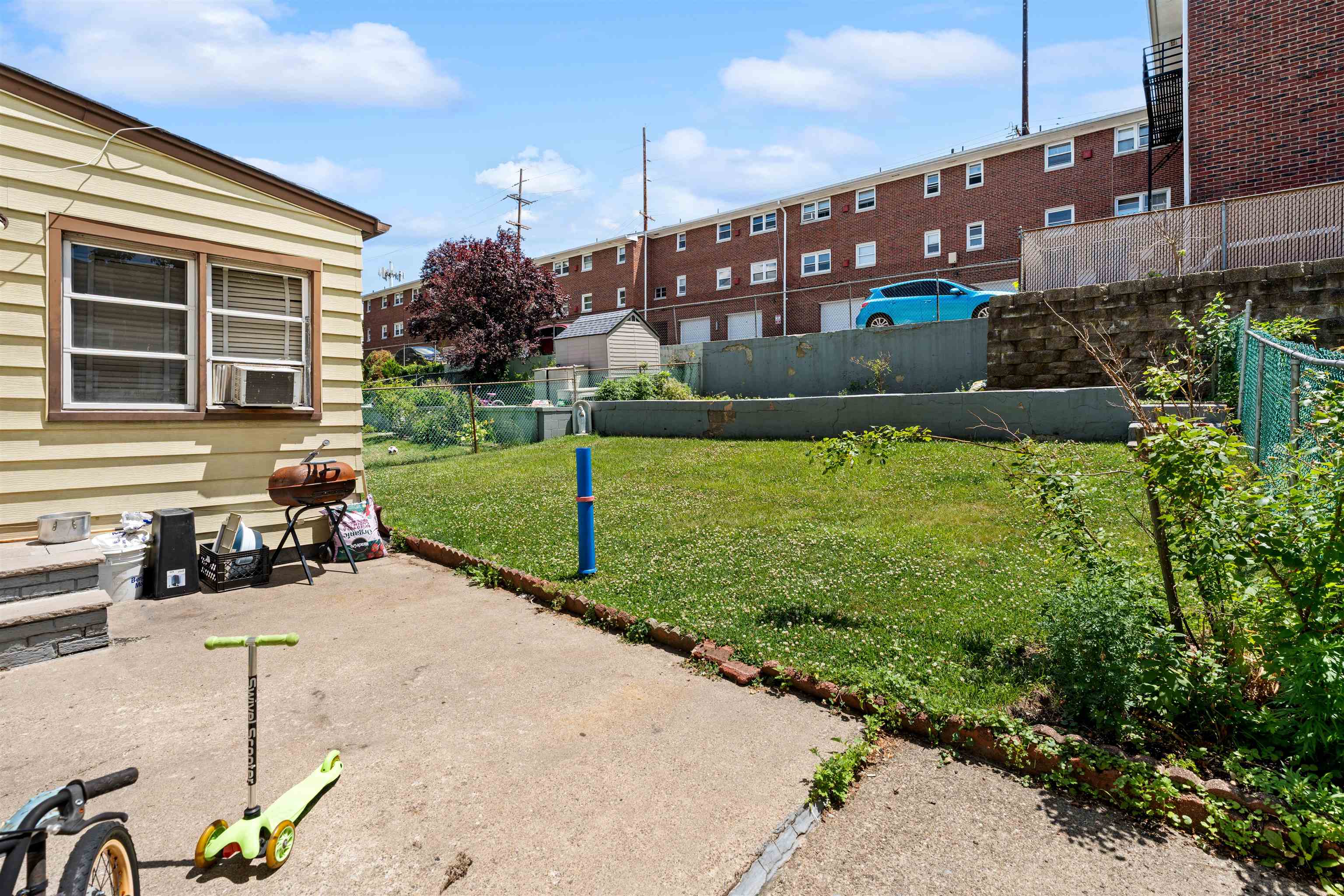 9114 SMITH Avenue, North Bergen Township, North Bergen, NJ 07047 - Property photo 5 of 34