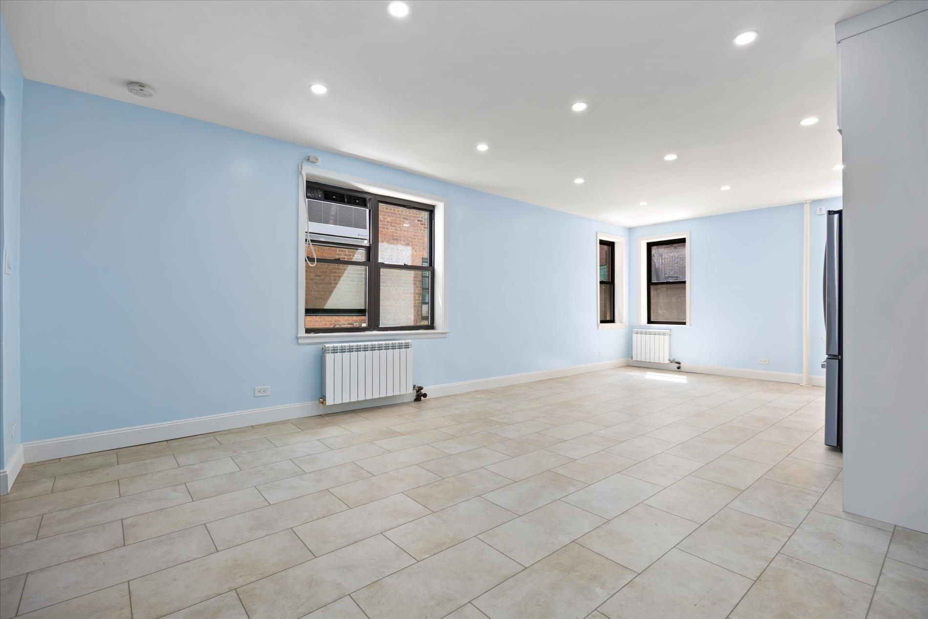 25 Indian Road #2-A, Inwood, Manhattan, NY 10034 - Property photo 4 of 19