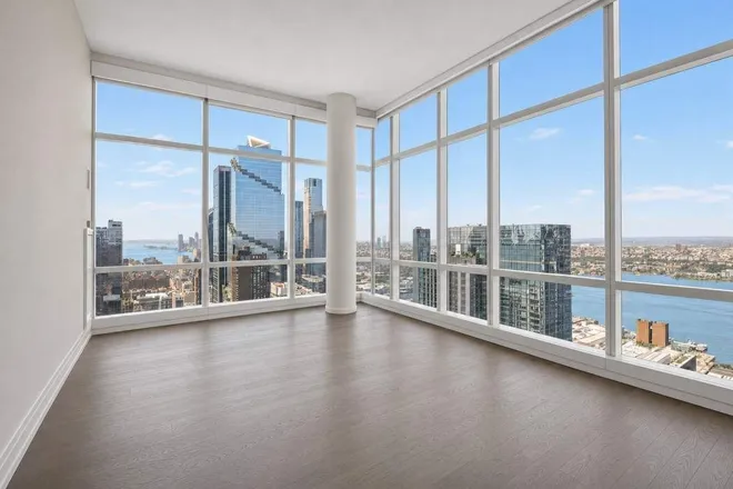 460 West 42nd Street #PH1J, New York, NY 10036