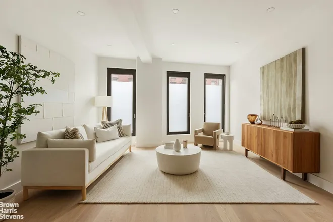 30 BUSHWICK Avenue #C1, Brooklyn, NY 11211