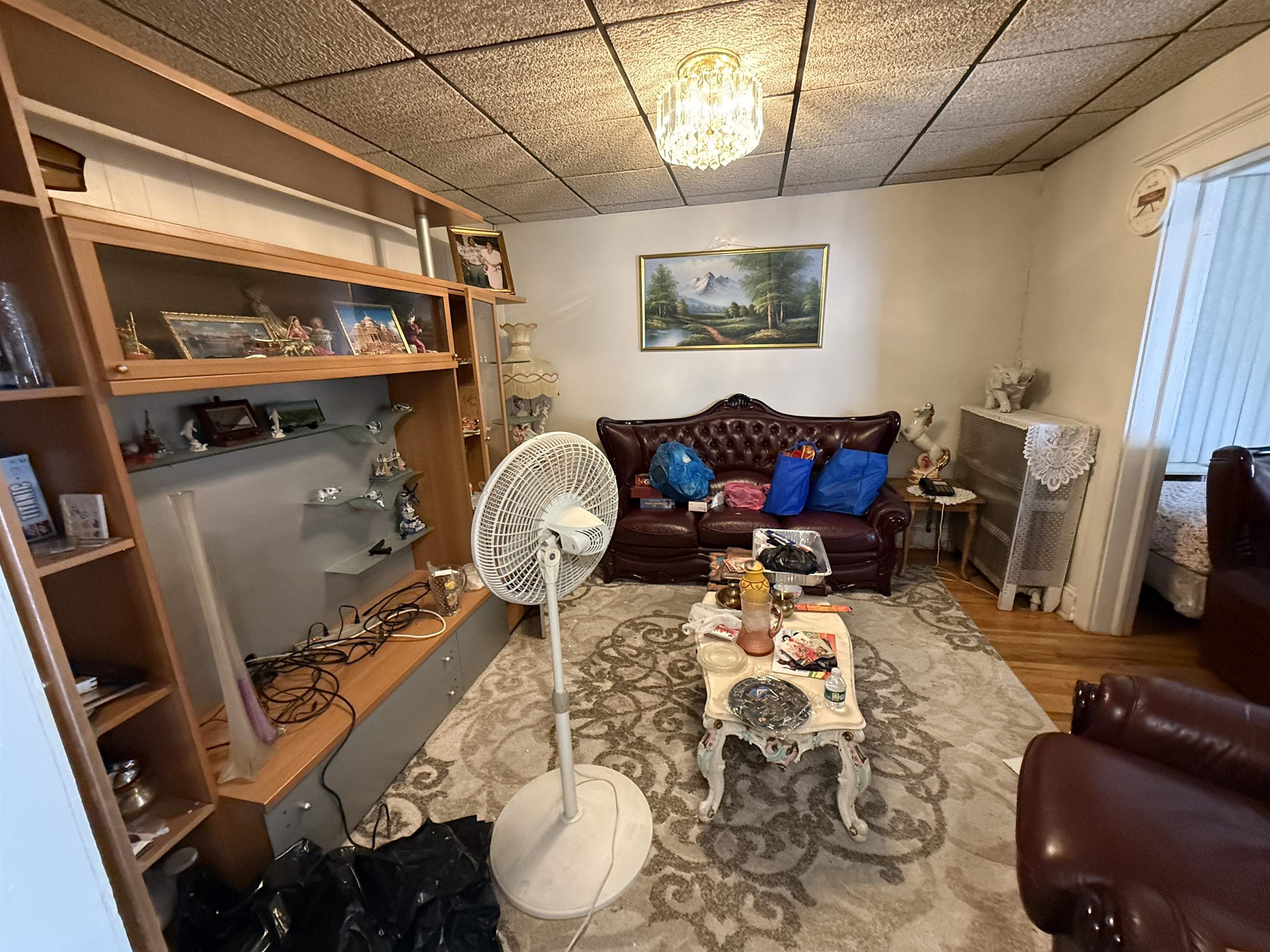 231 LINDEN Avenue, Jersey City, JC Greenville, NJ 07305 - Property photo 5 of 13