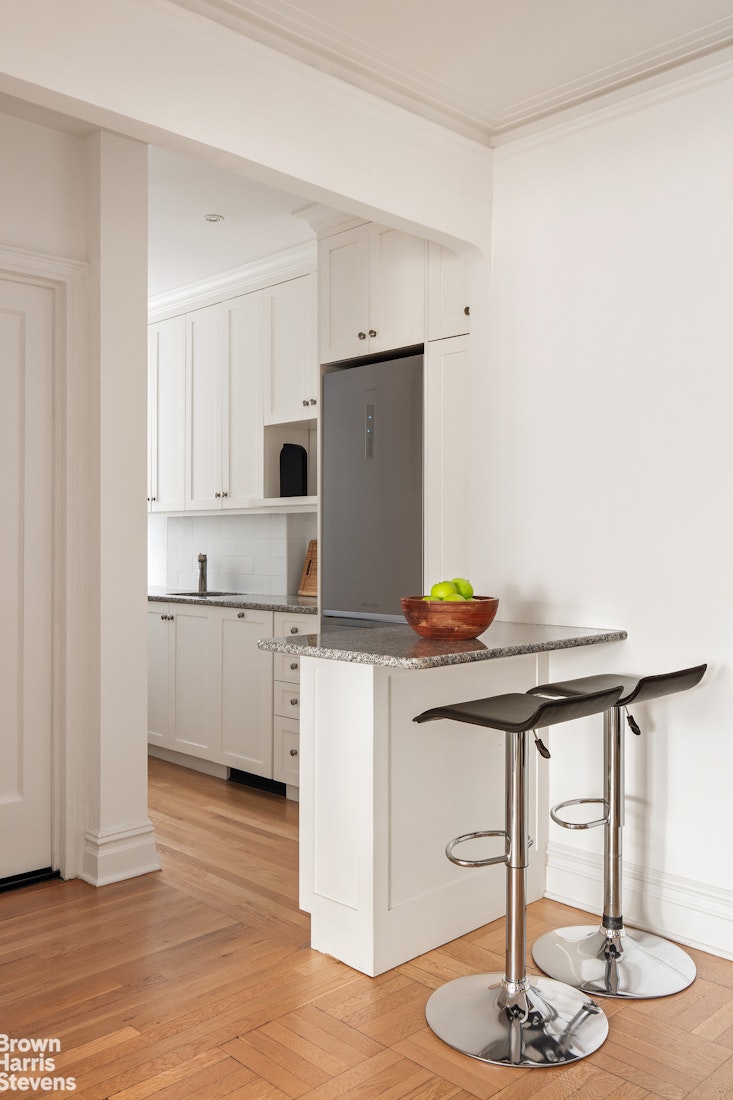255 West 23rd Street #5EB, Chelsea, Manhattan, NY 10011 - Property photo 4 of 9