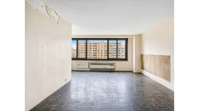 185 HALL Street #701, Brooklyn, NY 11205