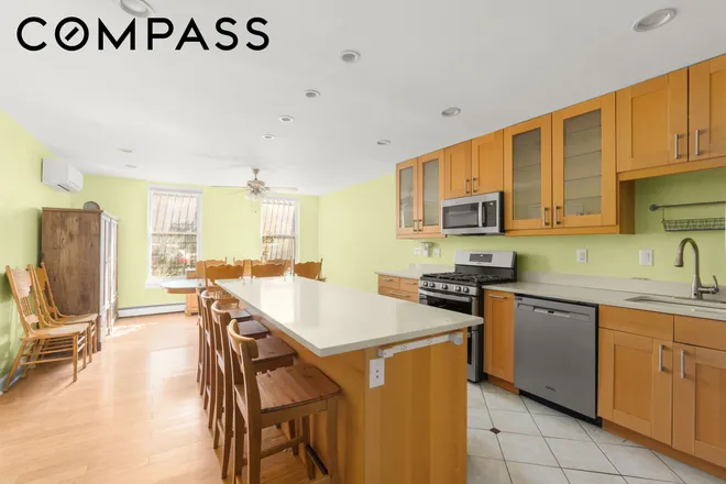 231 East 110th Street, New York, NY 10029