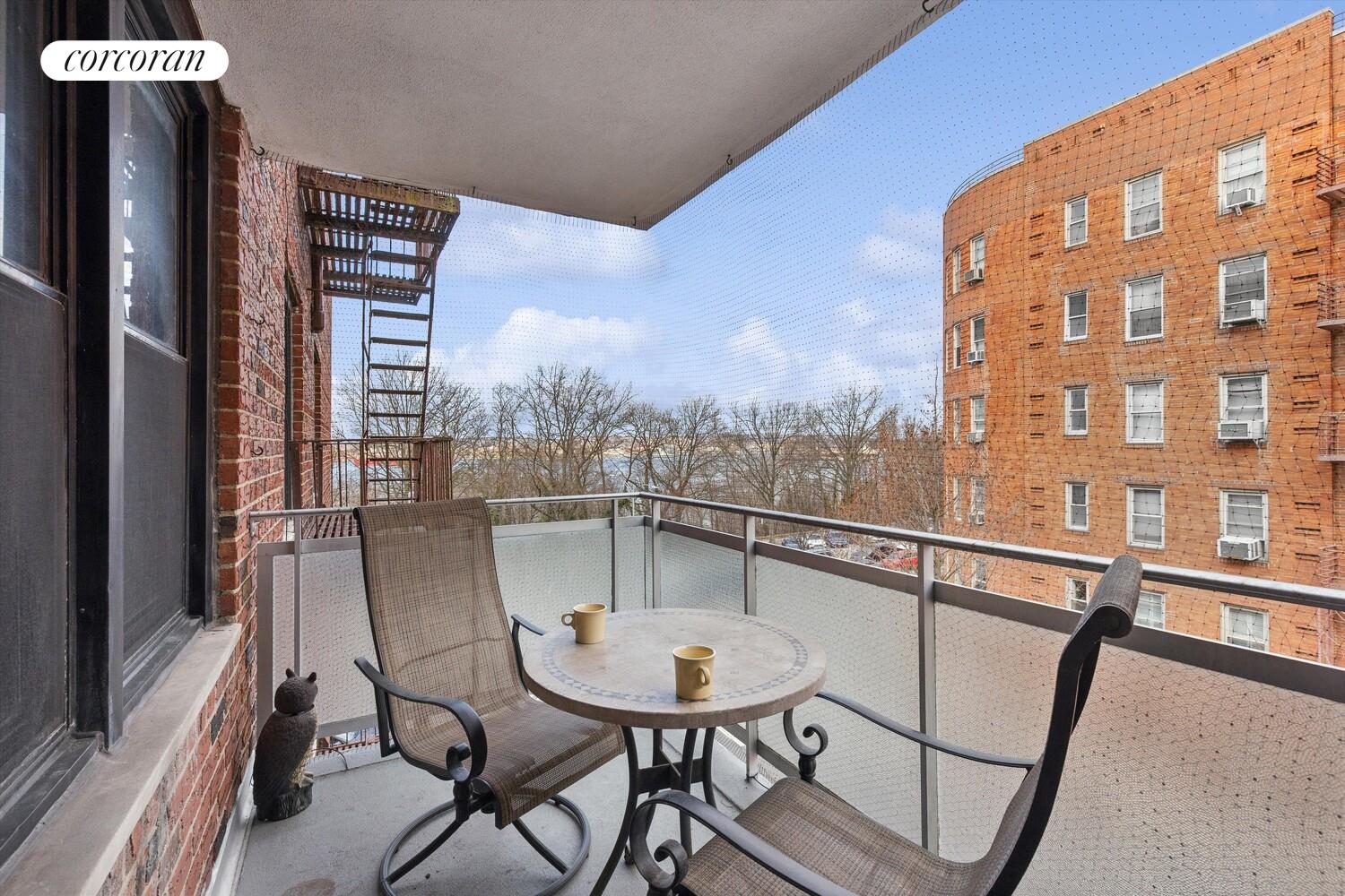 9511 SHORE Road #405, Fort Hamilton, Brooklyn, NY 11209 - Property photo 3 of 12