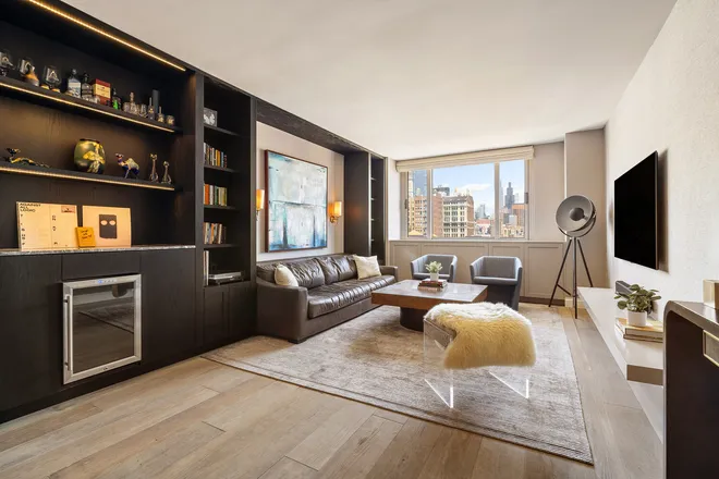 1 IRVING Place #19GC, New York, NY 10003
