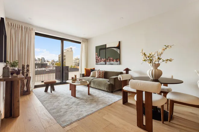 215 CALYER Street #3, Brooklyn, NY 11222