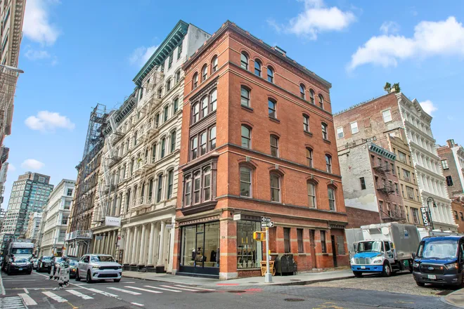 104 GRAND Street #1, New York, NY 10013