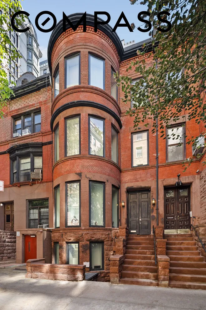 238 West 74th Street, New York, NY 10023